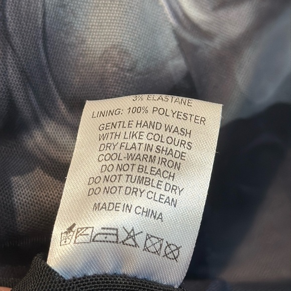 White Fox large mini skirt sheer mesh - Picture 2 of 7